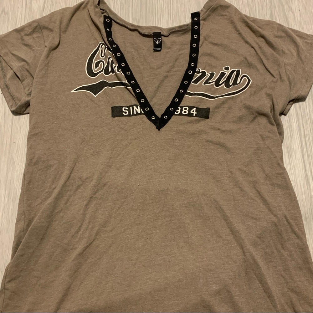 Oversized army green vintage looking ca tee